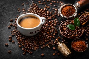 Aceite Esencial de Café Vietnamita Premium 100% Puro y Natural con Rico Aroma a Café Tostado para Fragancia del Hogar y Aromaterapia - Product Image 2