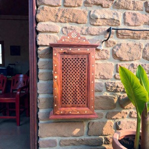 Vintage Style Wooden <b>Key</b> Holder <b>Wall</b> Mounted <b>Key</b> <b>Hooks</b> Ideal For Multiple Family Members <b>Keys</b> And Home Entryway <b>Key</b> Storage - Product Image 4