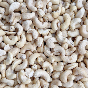 Trusted Supplier Cashew Kernels Kaju Kaju Low Price Cheap Bulk Cashew <b>Nuts</b> SANTIGO - Product Image 1
