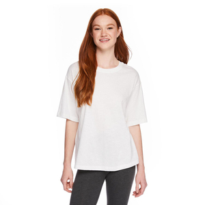 Camisetas al por mayor para mujer hechas con algodón premium que ofrece comodidad transpirable y textura suave, personalizables - Product Image 6