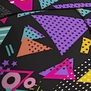 Shorts deportivos de yoga con estampado geométrico para mujer, shorts de cintura alta con control de abdomen para correr, ciclismo y fitness. - Product Image 3