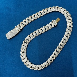 Cadena Cubana de Diamantes Cultivados en Laboratorio de Calidad Premium para Hombres y Mujeres, Ideal para Bodas o Fiestas, Disponible al Mejor Precio - Product Image 5