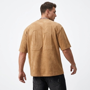 Camiseta de manga corta oversize para hombre, cuello redondo, color sólido, estilo casual, tejido de punto, estilo streetwear, beige, con relieve 3D. - Product Image 3