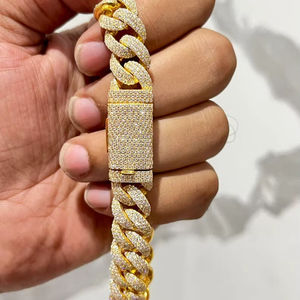 Bracelet cubain serti de diamants ronds en moissanite, plaqué or, en argent sterling 925, bijoux fins, cadeau de fête pour amis, unisexe - Product Image 1