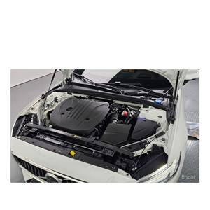 Volvo S60 B5 2024, Ultra Brillante, Volante a la Izquierda, Caja de Cambios Automática, Asientos de Cuero, Cámara Trasera - 12,356 km - Product Image 6