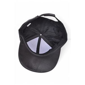 Cappellino da Baseball alla Moda con Ricamo di Rose, Materiale in Raso, Elegante Cappello in Raso con Raffinato Ricamo Floreale - Product Image 4