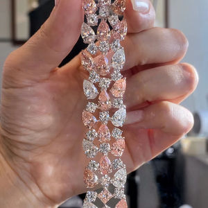 Brazalete de Lujo Chapado en Oro Rosa con Cristales de Estrás, Diseño Geométrico, Corte Pera, Joyería para Mujer para Fiestas - Product Image 2