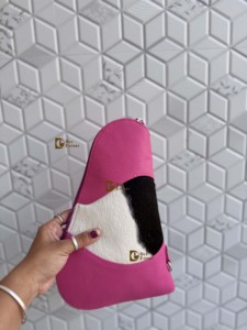 2026 New Universal High Quality Designer Cowhide Leather Pink <b>Colour</b> Western Style Gun Holster Case For Daily Use - Product Image 3
