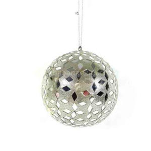 Ornements de sapin de Noël à paillettes dorées personnalisés faits à la main pour la décoration de la maison et les fêtes de la veille de Noël - Product Image 4