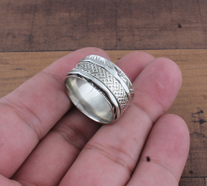 Anillo Giratorio de Plata de Ley 925 para Aliviar la Ansiedad, Anillo Giratorio de Meditación Boho Hecho a Mano con Banda Ancha, Joyería Antiestrés - Product Image 2