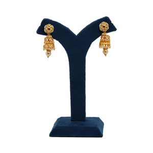 Pendientes Jhumka tradicionales chapados en oro con colgante de perla y adornos de piedras, joyería étnica para fiestas para mujeres. - Product Image 3