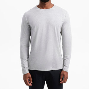 Relaxed fit <b>long</b> sleeve t-shirt with breathable material and modern look for comfortable daily wear - Product Image 1