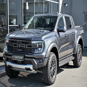 Ford Ranger Raptor 2.0 EcoBlue e 4WD Pickup, Cubierta Retráctil, Enganche de Remolque, 3.3 Toneladas, Accesorios Todoterreno - Product Image 1