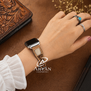 Bracelets de montre rustiques en cuir de vachette véritable usiné à la main avec compatibilité d'accents capillaires avec outillage floral pour un style occidental audacieux - Product Image 1