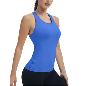 Camiseta de yoga sin mangas personalizada para niñas, con bajo curvo, corte lateral, largo extendido, de elastano/poliéster, elástica en cuatro direcciones, transpirable. - Product Image 3