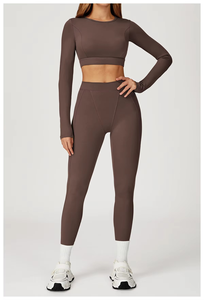 Nouvel ensemble de course 2 pièces 2025 – Tenue de yoga respirante à col rond et sans bretelles avec design tridimensionnel complet - Product Image 6