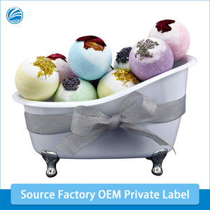Bomba de baño colorida de burbujas ricas hechas a mano, juego de regalo, Perfume, bombas de baño efervescentes orgánicas hidratantes naturales de lujo, OEM de Vietnam - Product Image 2
