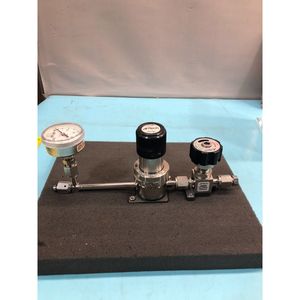 Régulateur de pression APTECH AP5008S4MTSCMK + APTECH - Équipements et pièces semi-conductrices d'occasion fiables à l'échelle mondiale - Product Image 5