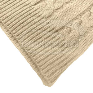 Ligero en stock Chaleco de punto recortado para mujer Chaleco de punto recortado personalizado de alta calidad para mujer - Product Image 4