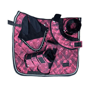 Vente en gros d'usine : Ensemble de tapis de selle d'équitation en laine imperméables et sur mesure pour l'équitation occidentale et le dressage équestre - Product Image 1