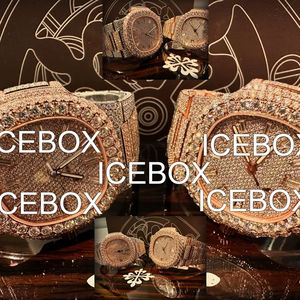 Reloj Hip Hop para Hombre con Caja Cuadrada, Diamantes Baguette, Moissanita y Correa de Acero Inoxidable - Product Image 1