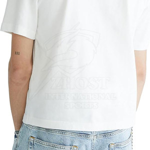 เสื้อยืดทรงบ็อกซี่ผู้ชาย ดีไซน์สวย ผ้าฝ้ายนุ่ม สกรีนโลโก้ได้ตามต้องการ MOQ ต่ำ ระบายอากาศได้ดี ผลิตจากวัสดุคุณภาพเยี่ยม - Product Image 6
