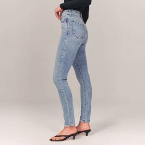 Pantalon en jean pour femme, coupe crayon, délavé clair, respirant, 300g, uni, à devant plat, fermeture boutonnée, taille mi-haute, longueur intégrale, coupe skinny, décontracté - Product Image 4