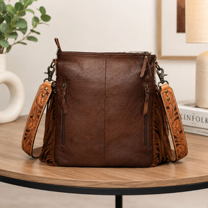 Sac à bandoulière Western en cuir de vachette pleine fleur fait main avec franges, sangle en cuir repoussé, sac à main de cowgirl pour femme, idéal pour le quotidien et les voyages - Product Image 4