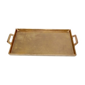 ถาดเสิร์ฟโลหะทรงสี่เหลี่ยม สีทองล้วน ดีไซน์ทันสมัย ทนทาน - Product Image 5
