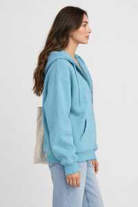 Sudadera con capucha azul claro para mujer, con cremallera completa, informal, de hombros caídos, manga larga, color liso - Product Image 3