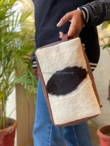 กระเป๋าชุดเครื่องอาบน้ำหนังวัวสไตล์ตะวันตกแบบมีที่แขวนทำด้วยมือทำจากหนังแท้ใหม่ - Product Image 3