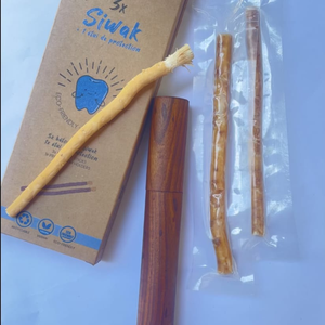 Ensemble de 3 bâtonnets de nettoyage dentaire naturels à base de plantes Miswak avec support en bois pour des gencives saines, une hygiène bucco-dentaire et une haleine fraîche - Product Image 4