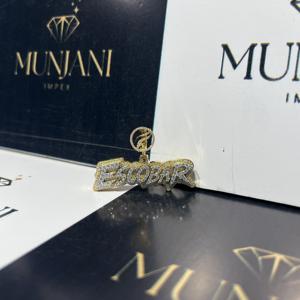 Collier Hip Hop avec pendentif lettre en diamant glacé plaqué or, bijoux de rappeur, breloques de fête certifiées IGI - Product Image 3