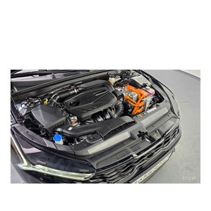 Kia K5 Noblesse 2023, 33,312 km, Caja de Cambios Automática, Asientos de Cuero, Cámara Trasera, Volante a la Izquierda - Product Image 6