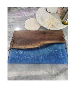 Plateau de service rectangulaire en bois et résine, fait main, de qualité supérieure, idéal pour le stockage et le service des aliments - Product Image 6