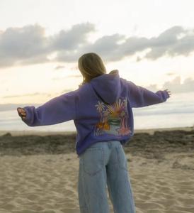Sudadera con capucha StrongGrip: equipo duradero y antideslizante para exteriores - Product Image 2