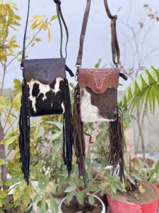 Nouveau design Sac à main pour téléphone en cuir de vachette véritable avec franges en fourrure, gravures artisanales, sac bandoulière, petits sacs, pochette de poignet, sac à bandoulière - Product Image 5