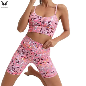 Conjunto Deportivo Personalizado con Sublimación de la Mejor Calidad, Ropa Deportiva Elástica para Gimnasio, Conjunto Deportivo para Mujer - Product Image 4