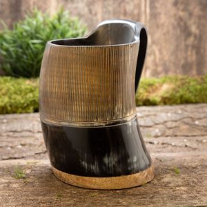 Mug en corne de viking artisanal de qualité supérieure, isolation thermique 24 heures, nouveau design, avec couvercle, pour café, idéal pour les voyages, produit très demandé - Product Image 1