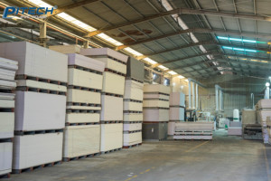 Pitech Vietnam Tablero de espuma de PVC coextruido blanco para gabinetes de baño Publicidad Imprimir vallas publicitarias Hojas de plástico Producto - Product Image 4