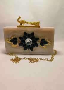 <b>Cream</b> Resin Bridal <b>Clutch</b> Handmade Flower Crystal Evening Purse Custom Wedding Decoration Gift - Product Image 2