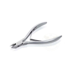 Coupe-ongles incurvé en acier inoxydable avec une large ouverture pour les ongles des doigts et des orteils et les soins des cuticules - Product Image 6