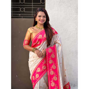 Sari Paithani de Seda Suave Color Crema con Motivo de Loto, Ropa India y Pakistaní - Product Image 5
