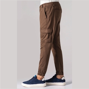 PANTALÓN CARGO SLIM FIT MARRÓN PARA HOMBRE - Product Image 1