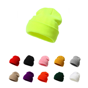 หมวกบีนนี่สีดำแบบยูนิเซ็กซ์ 100% อะคริลิกถัก หมวกฤดูหนาว สีพื้นเรียบง่าย ขนาดผู้ใหญ่ 56-58 ซม. - Product Image 6