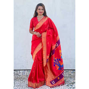 Sari en soie Paithani rouge traditionnel, tissé Zari, motif Vitthala God pour femmes par Elite Weaves 650g - Product Image 4