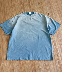 เสื้อยืดโอเวอร์ไซส์ทรงบ็อกซี่ ผ้าคอตตอนด็อบบี้ หนัก 220 กรัม ระบายอากาศได้ดี สไตล์สตรีทแวร์ สำหรับผู้ชาย  รับสกรีนโลโก้ - Product Image 4