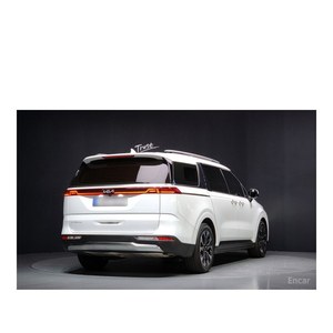 Kia Carnival 2020, 9 Plazas, Versión Signature, 84,729 km, Diésel, Caja de Cambios Automática, Emisión Euro V, Volante a la Izquierda, Cámara Trasera - Product Image 2