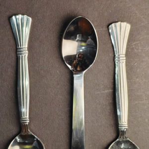 Juego de 3 Cucharas Decorativas de Lujo con Mangos con Textura de Vid Intrincada para Café Especial, Servicios de Té, Ecológicas - Product Image 4