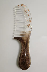Peine para el Cabello de Resina Ecológica Hecho a Mano de la Mejor Calidad, Accesorio Iónico para Hombres y Mujeres, Regalo Perfecto para el Hogar - Product Image 6